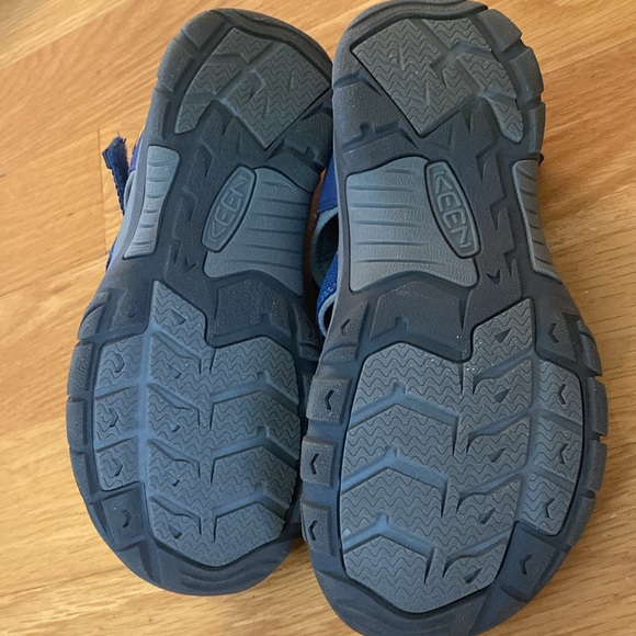 Keen - Picture 5 of 6